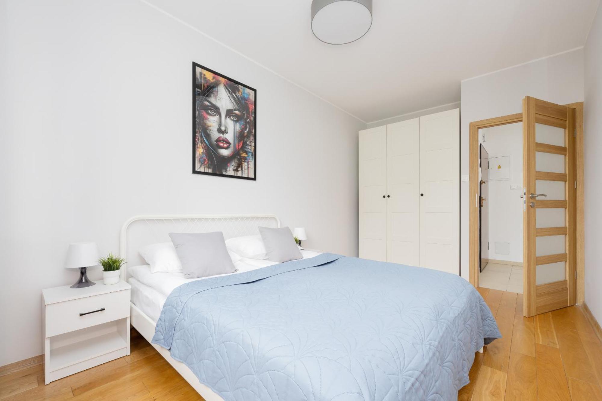 City Apartment With Parking Near Metro Mlociny By Noclegi Renters Варшава Екстер'єр фото