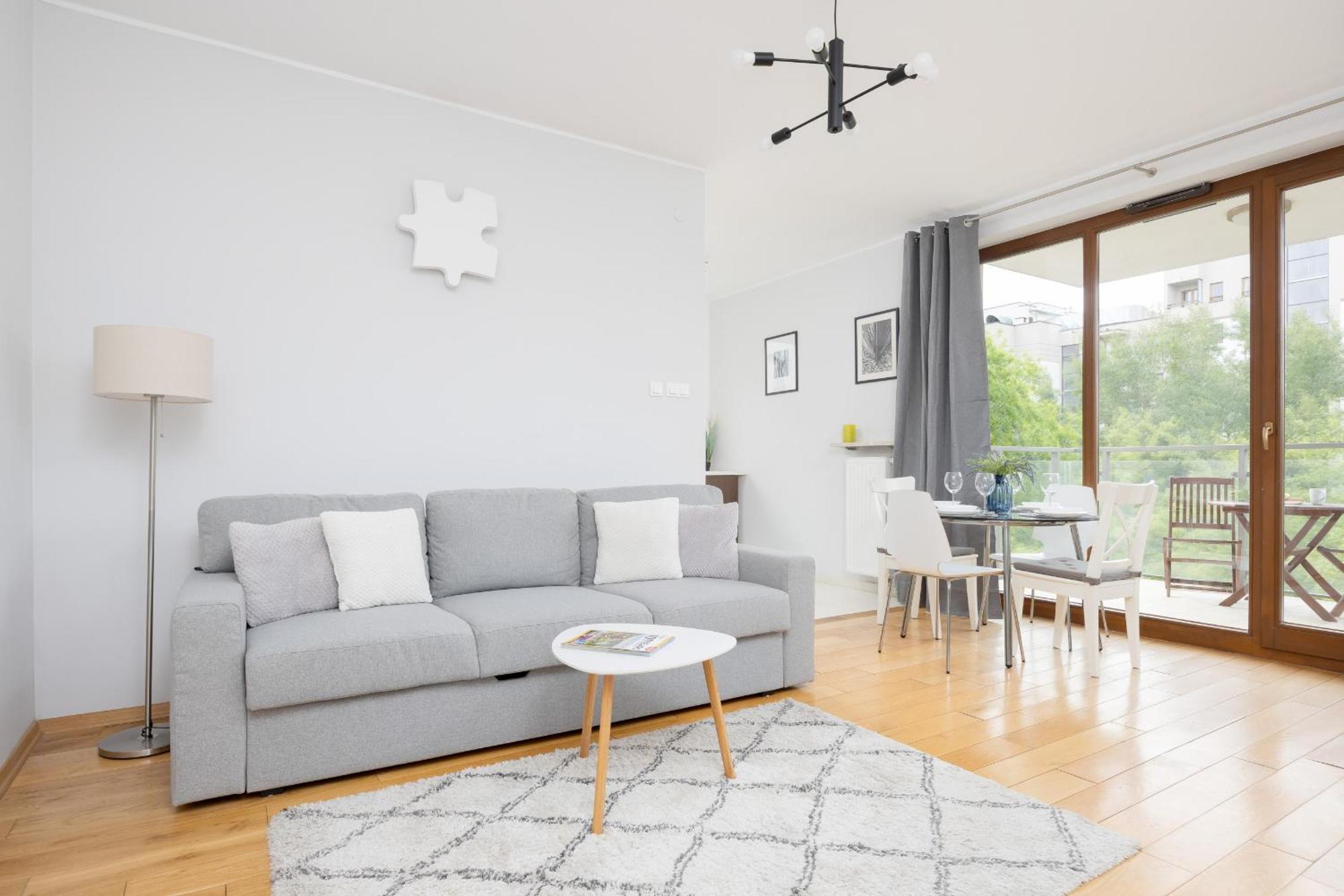 City Apartment With Parking Near Metro Mlociny By Noclegi Renters Варшава Екстер'єр фото